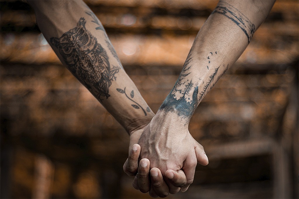 681,200+ Tattoo Stock Photos, Pictures & Royalty-Free Images - iStock | Tattoo  artist, Tattoo removal, Tattoo design